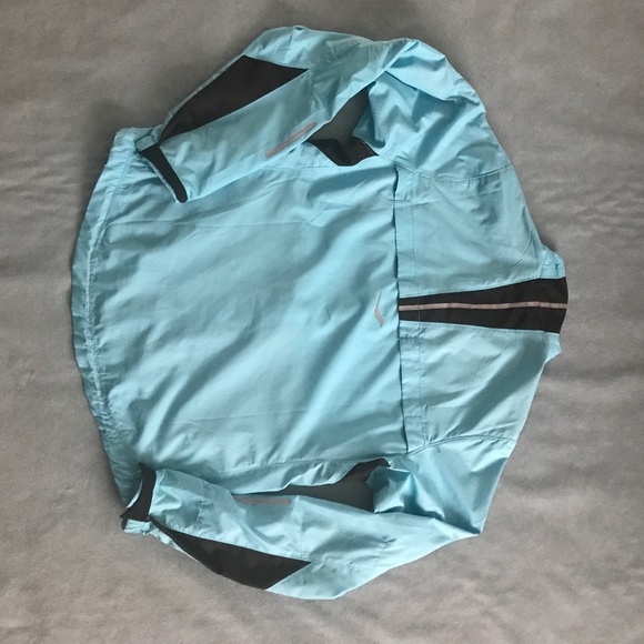 Running jacket - Picture 4 of 6